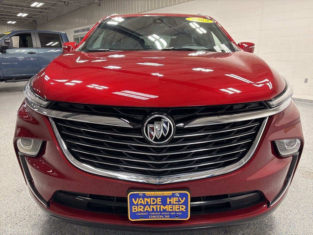 2023 Buick Enclave Essence AWD