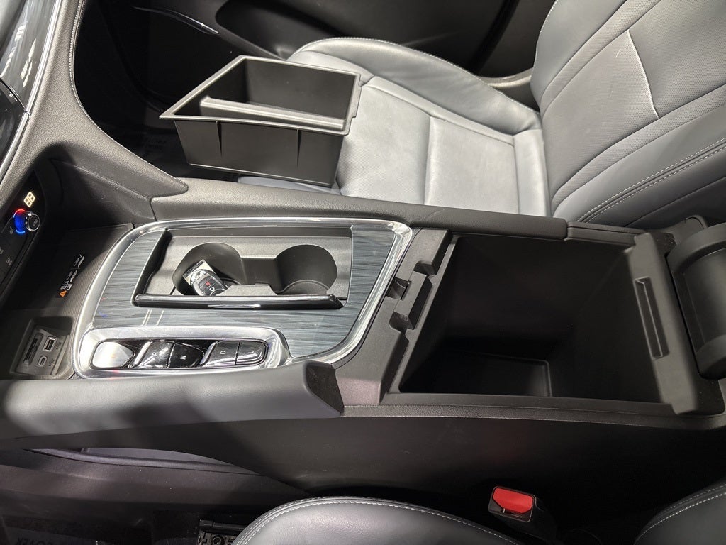 2023 Buick Enclave Essence AWD