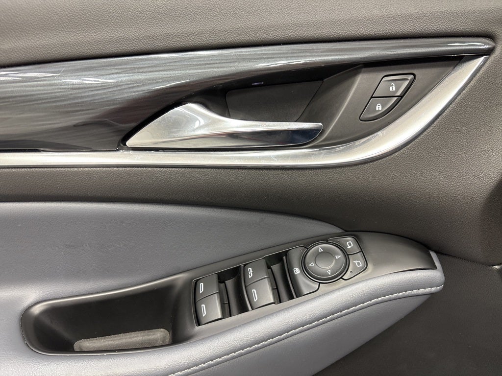 2023 Buick Enclave Essence AWD