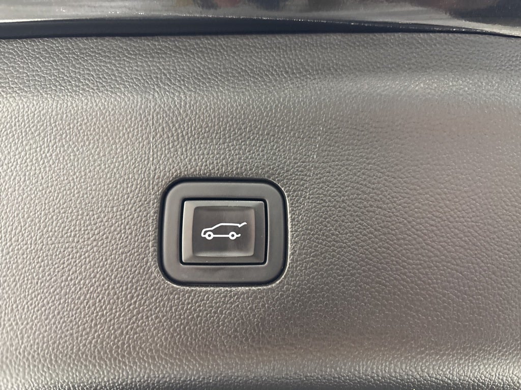 2023 Buick Enclave Essence AWD