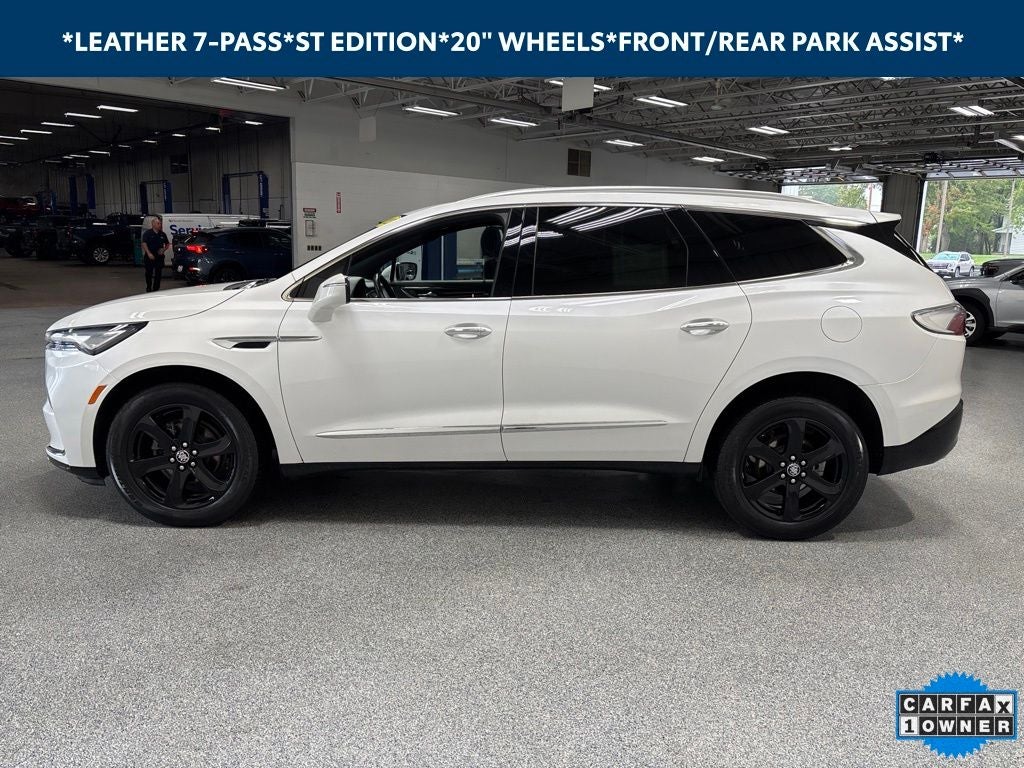 2023 Buick Enclave Essence AWD