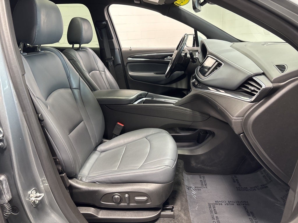 2023 Buick Enclave Essence AWD