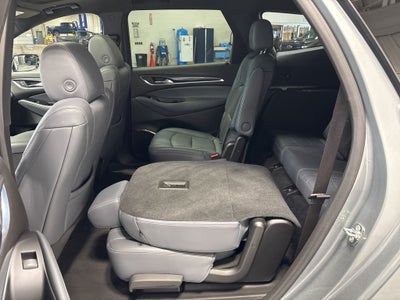 2023 Buick Enclave Essence AWD