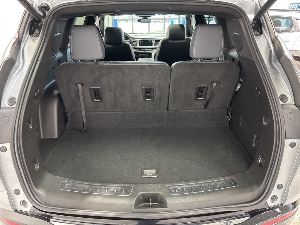 2023 Buick Enclave Essence AWD