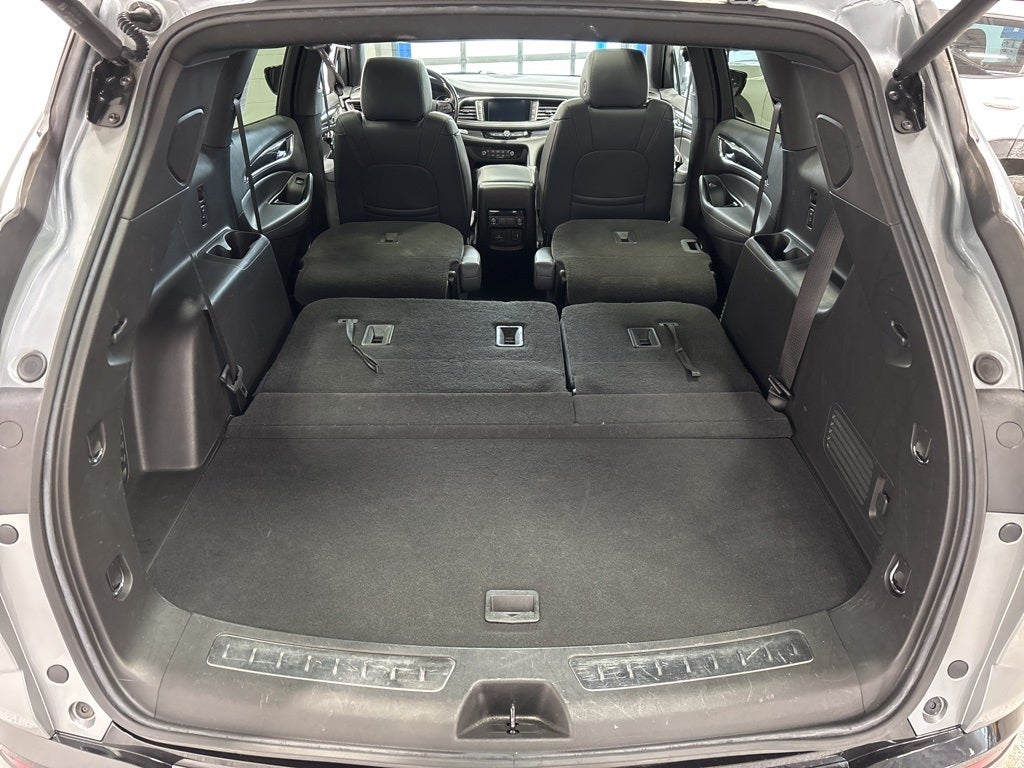 2023 Buick Enclave Essence AWD