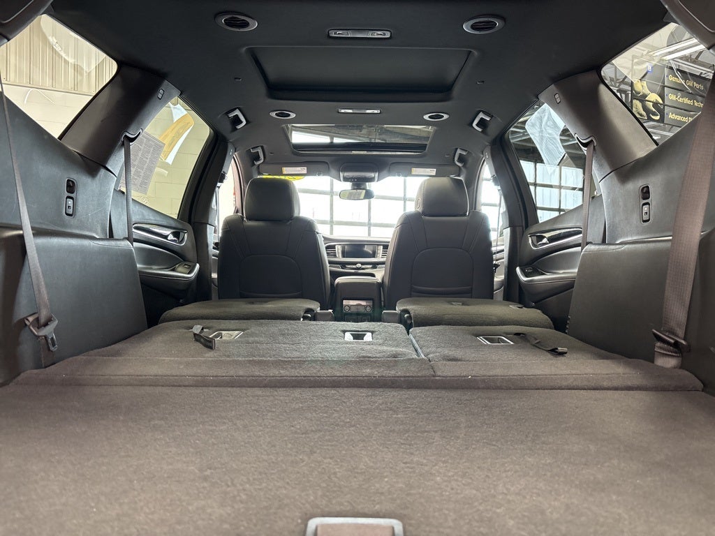 2023 Buick Enclave Essence AWD