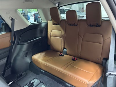 2025 Nissan Pathfinder Platinum 4WD