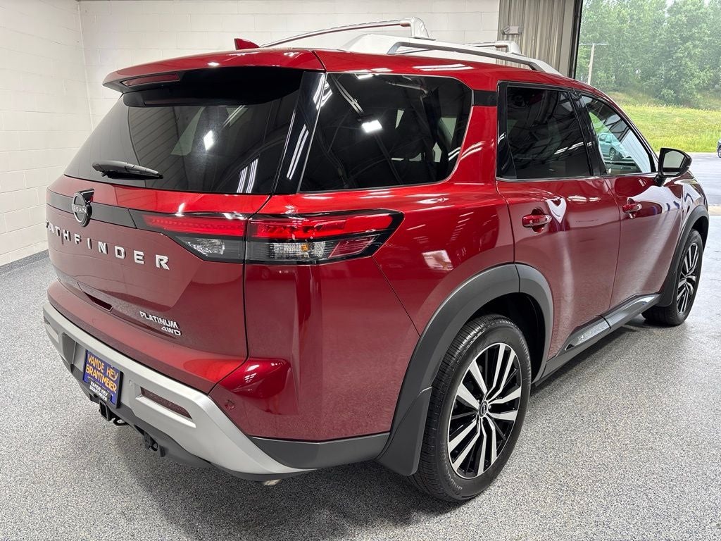 2025 Nissan Pathfinder Platinum 4WD