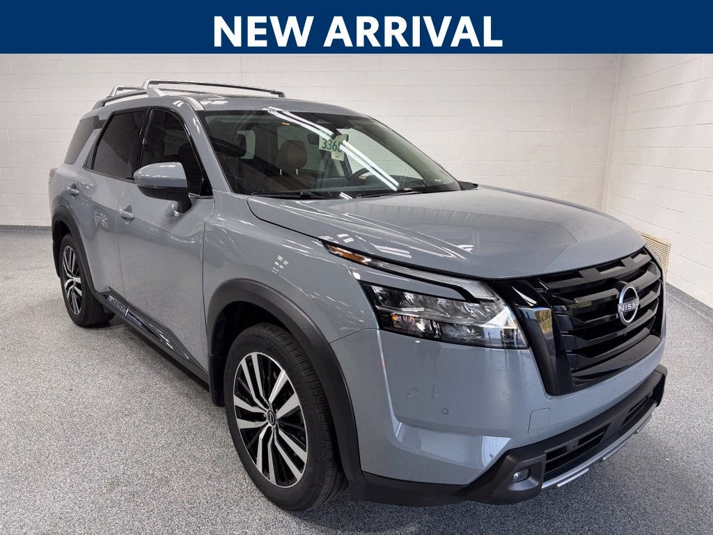 2023 Nissan Pathfinder Platinum 4WD