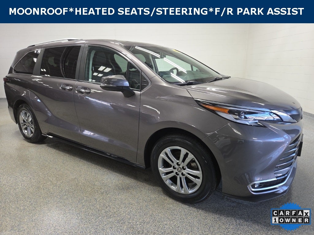 2022 Toyota Sienna Platinum