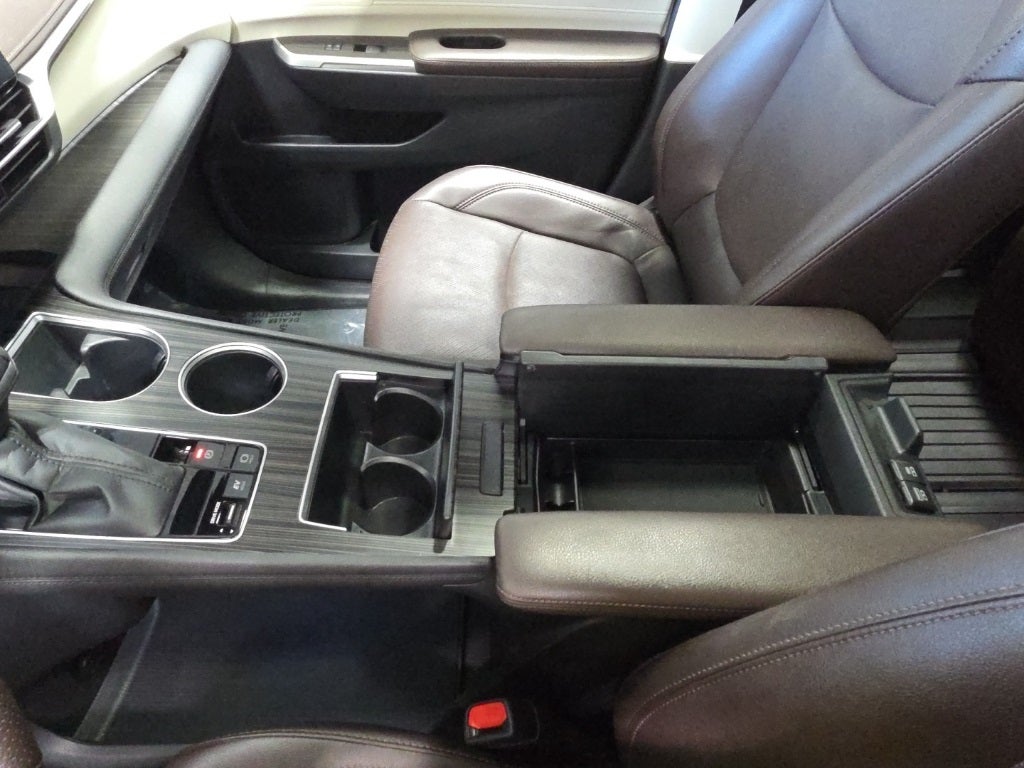 2022 Toyota Sienna Platinum