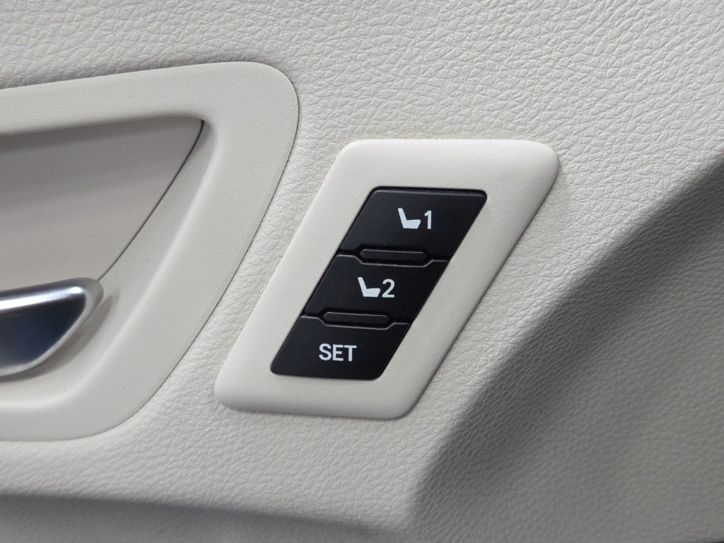 2022 Toyota Sienna Platinum