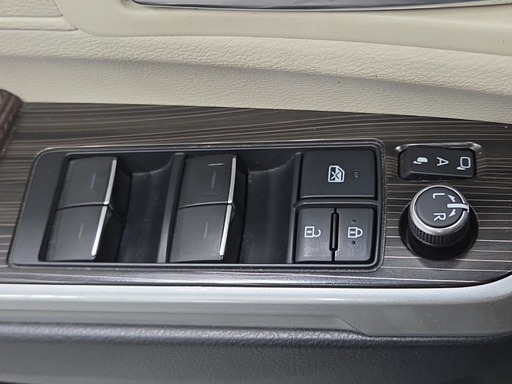 2022 Toyota Sienna Platinum