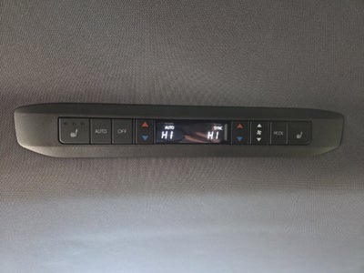 2022 Toyota Sienna Platinum