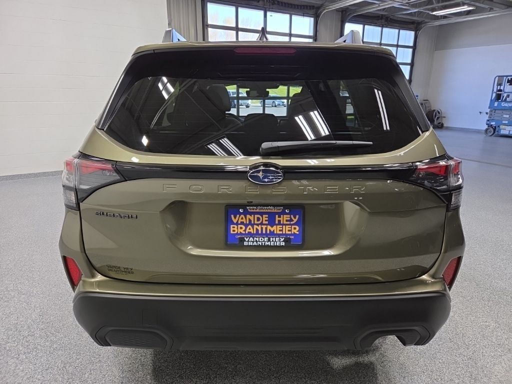 2025 Subaru Forester Premium
