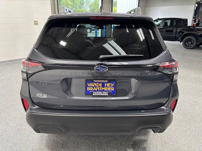 2025 Subaru Forester Premium