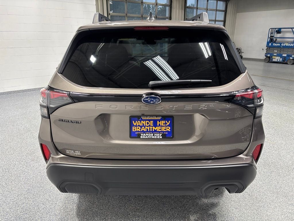 2025 Subaru Forester Premium